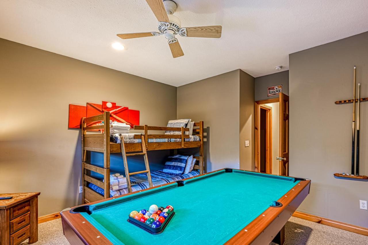 Roze Creek Villa McHenry Exterior photo